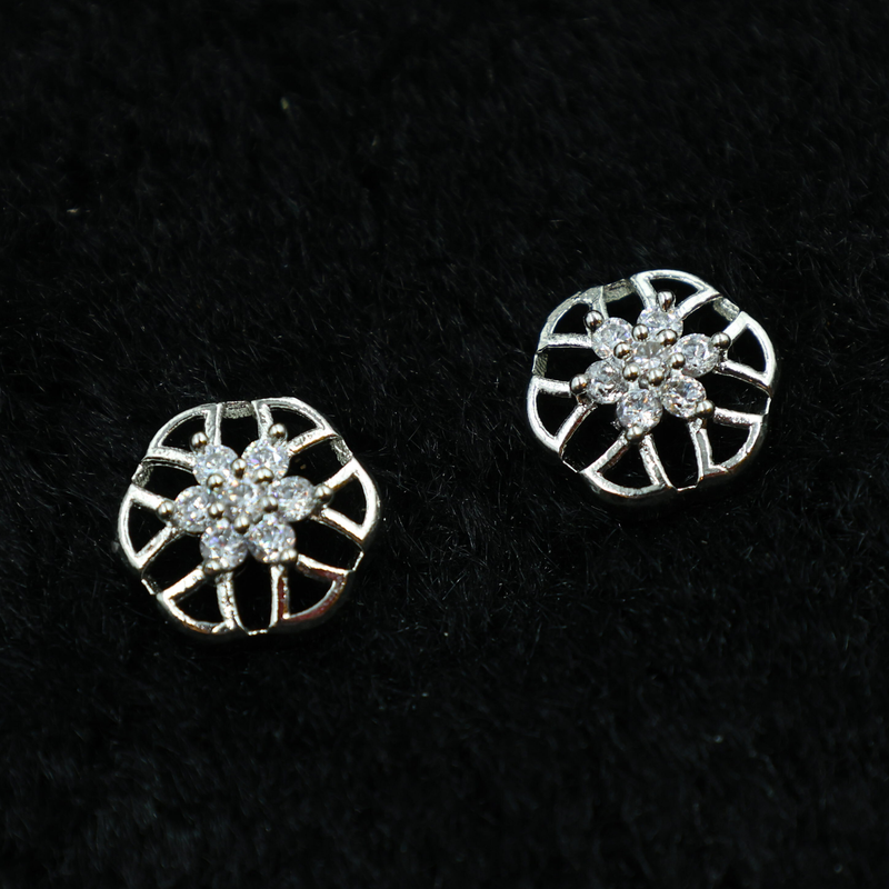 Floral Sparkling Earrings - 
