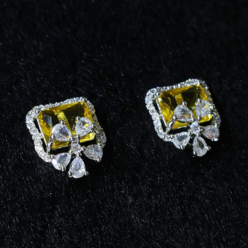 Elegant Stud Earring - 