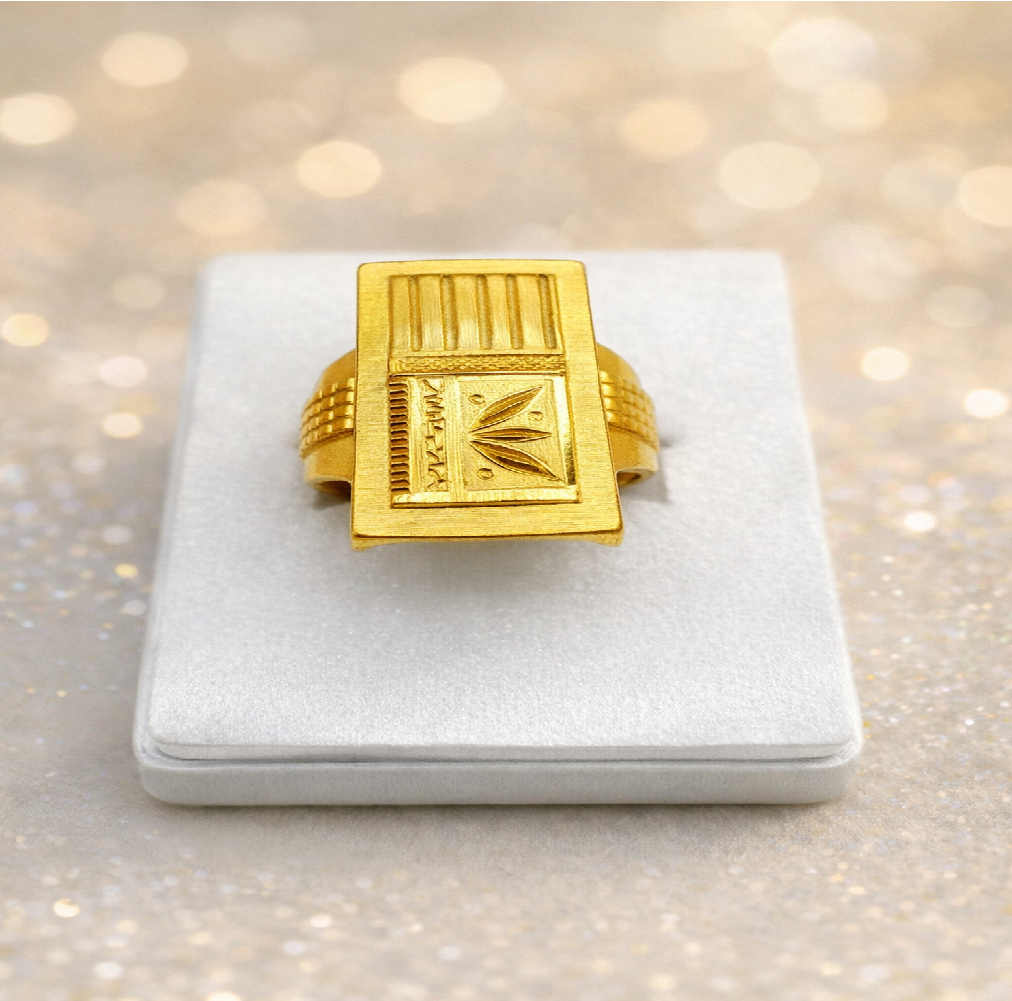Luxury Gold Ring