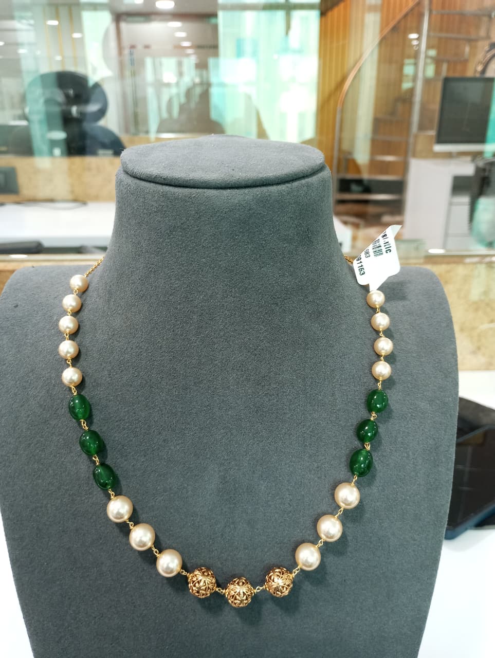 Semi precious stone With pearl Mala