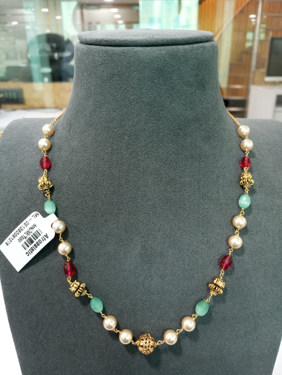Crystal With pearl Mala